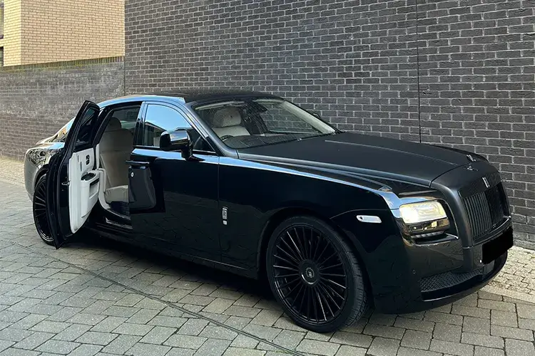 Rolls-Royce-Ghost-Stealth